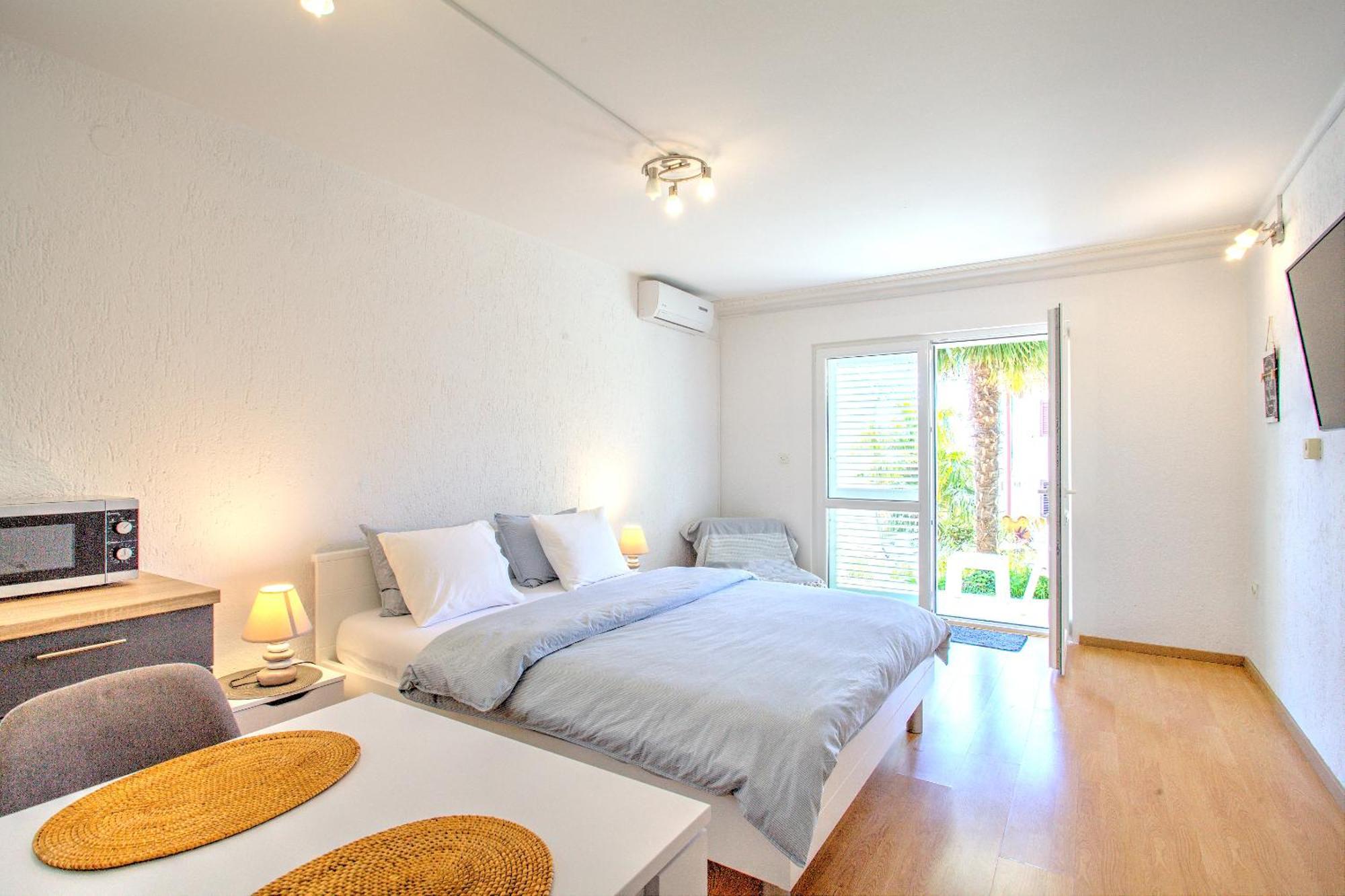 Anmarie Apartments تْسْغيكفانِتْسا المظهر الخارجي الصورة